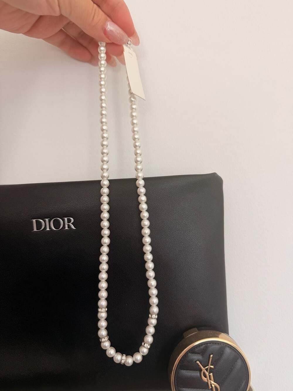 Vintage Dotty Smith Costume Pearl Necklace